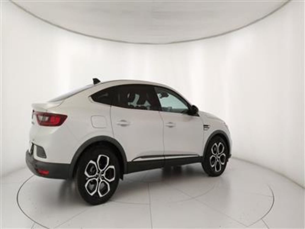 Renault Arkana usata a Bari (8)