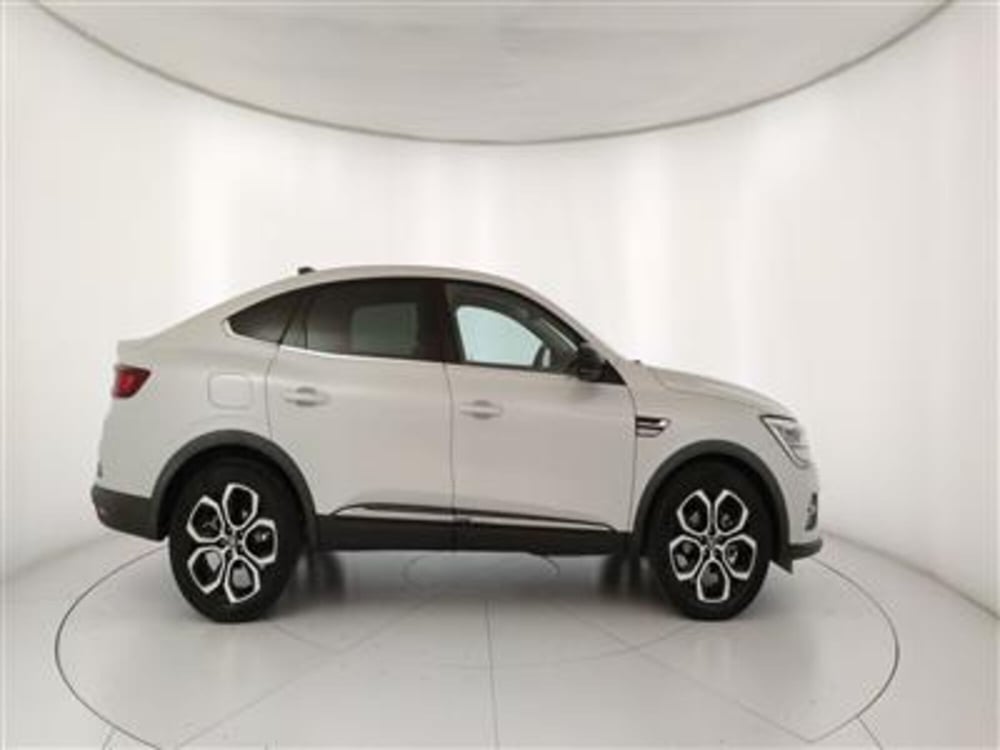Renault Arkana usata a Bari (9)