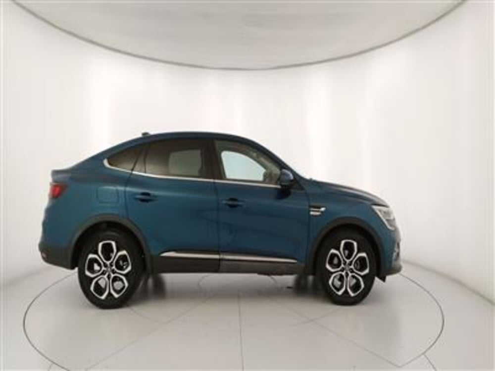 Renault Arkana usata a Bari (9)