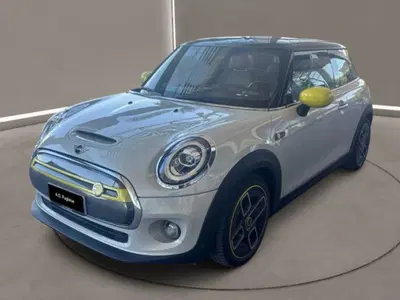 MINI Mini Cooper SE L del 2020 usata a Caltanissetta