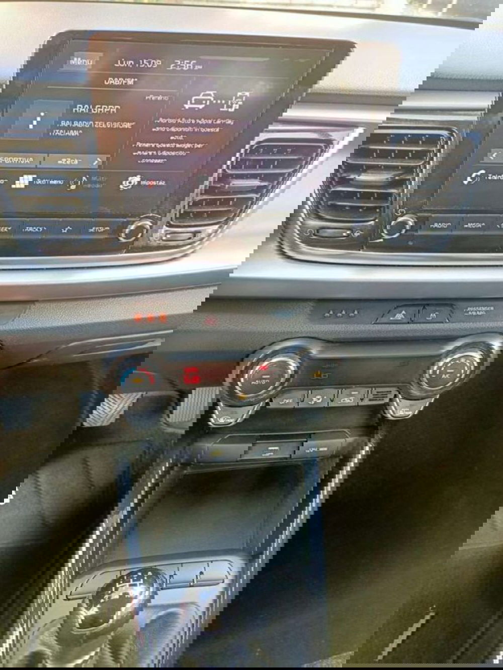 Kia Rio usata a Firenze (10)