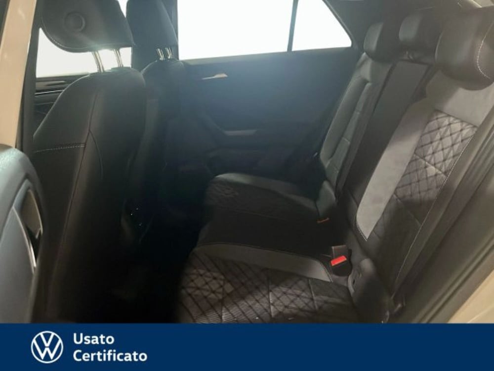 Volkswagen T-Roc nuova a Vicenza (12)