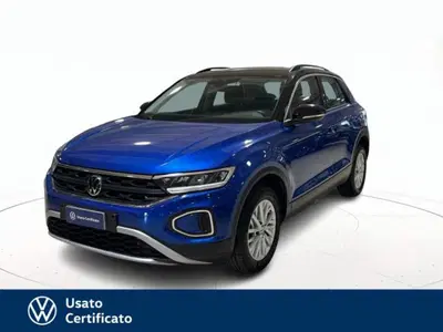 Volkswagen T-Roc 1.5 tsi Life dsg del 2023 usata a Arzignano