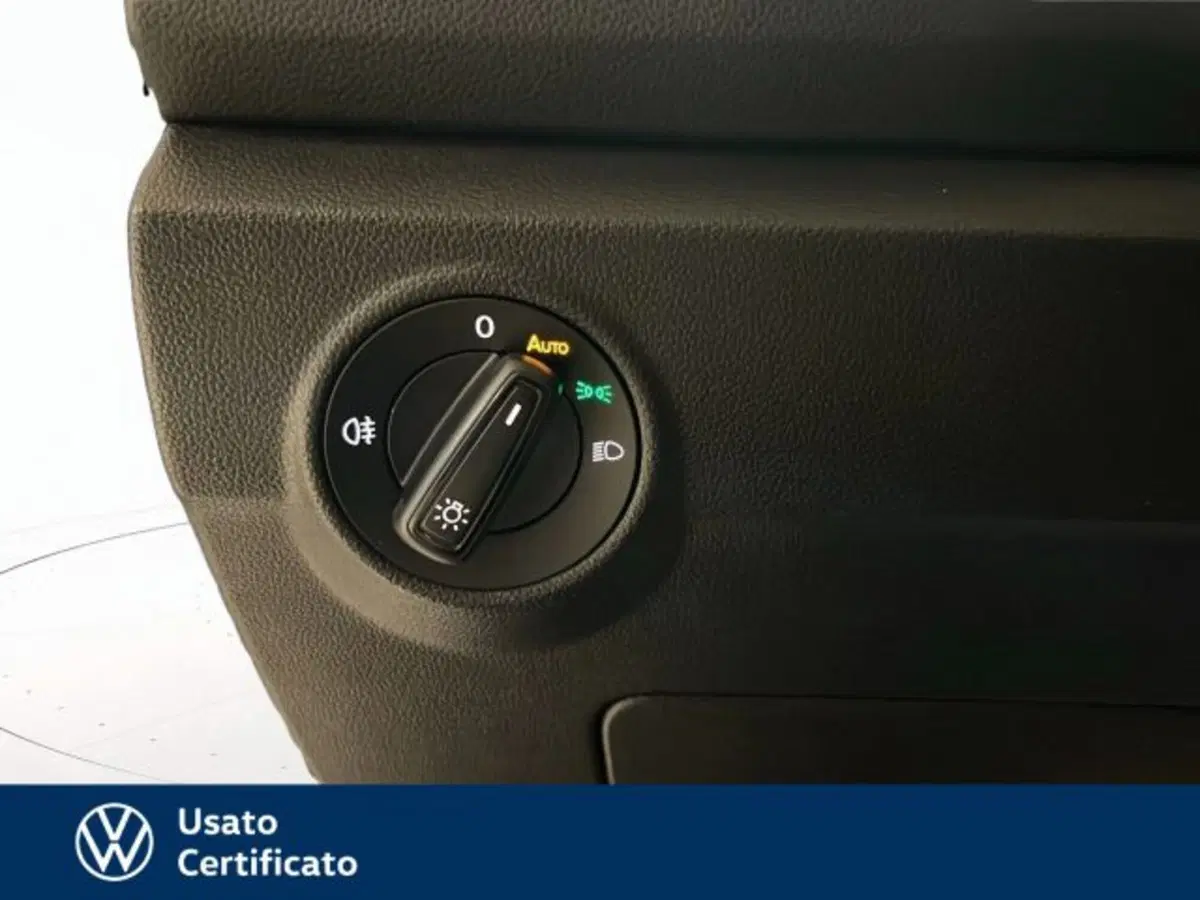 Volkswagen T-Roc usata a Vicenza (13)