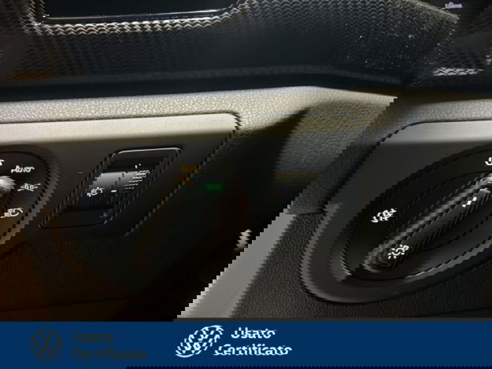 Volkswagen T-Cross nuova a Vicenza (13)