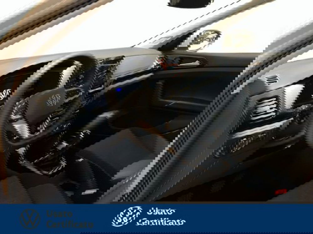 Volkswagen T-Cross nuova a Vicenza (7)