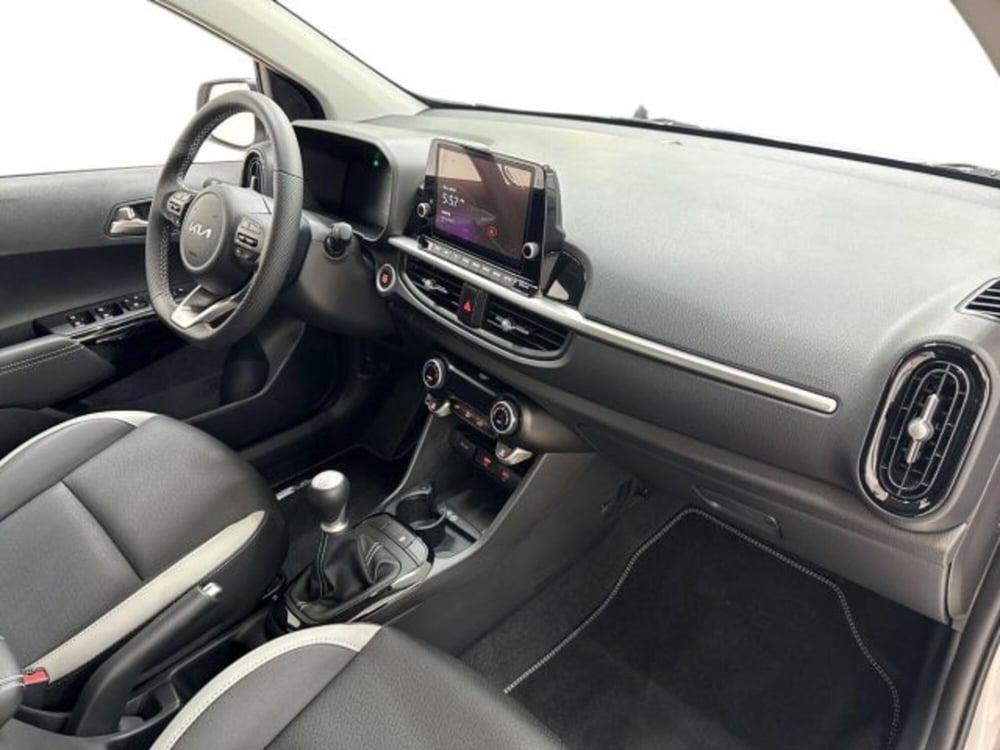 Kia Picanto nuova a Catania (9)