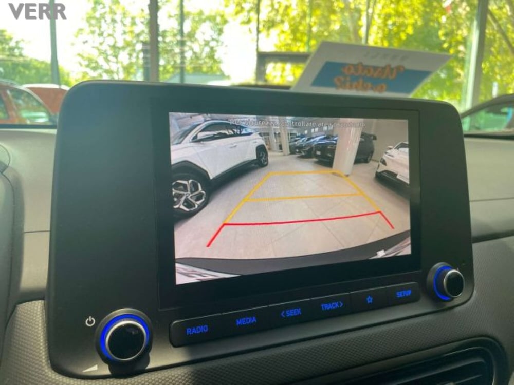 Hyundai Kona usata a Milano (10)