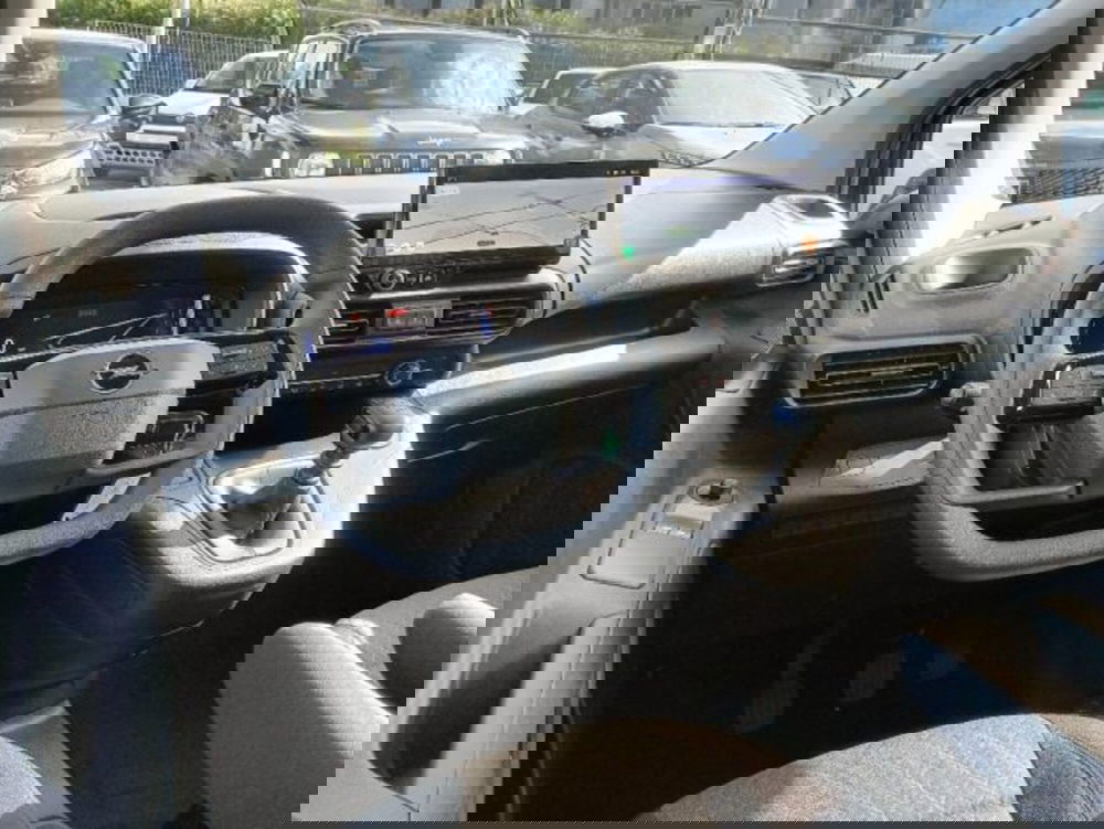 Opel Combo Life nuova a Brescia (6)