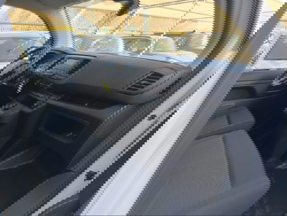 Peugeot Expert Furgone nuova a Brescia (11)