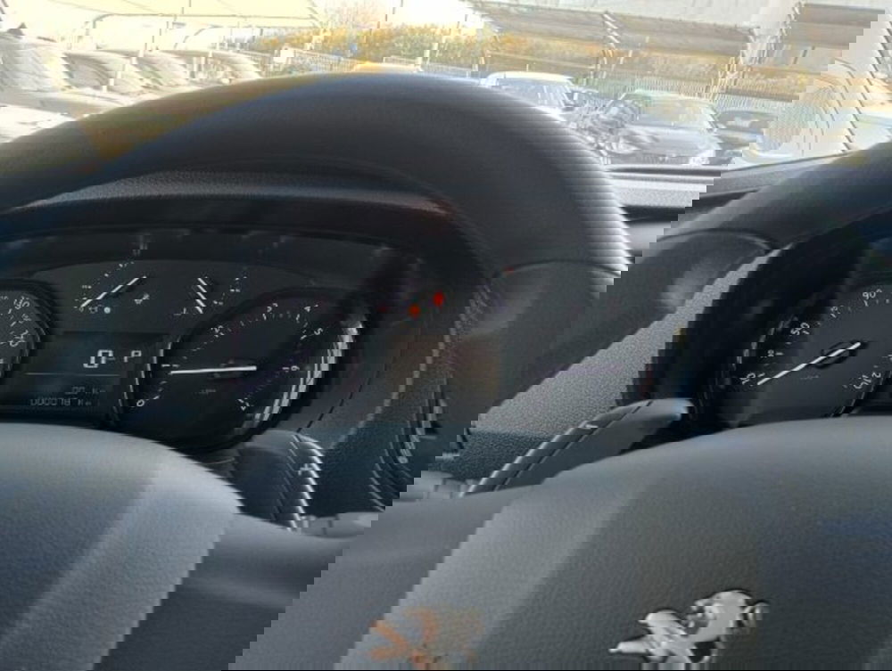 Peugeot Expert Furgone nuova a Brescia (7)