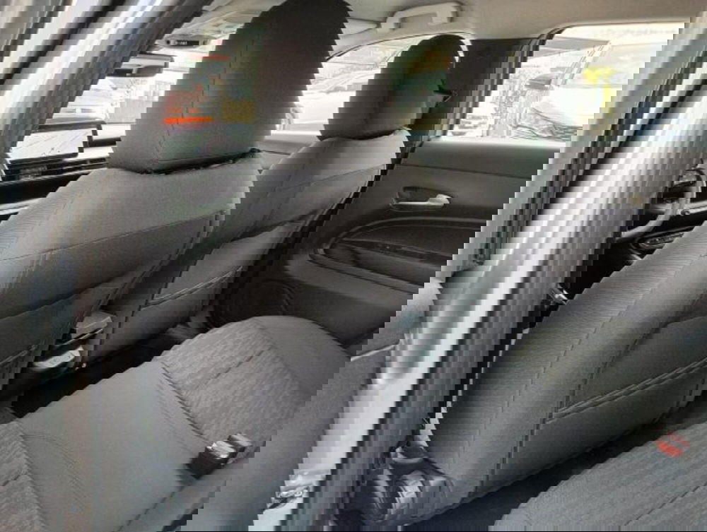 Jeep Avenger nuova a Brescia (9)