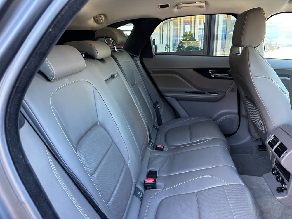 Jaguar F-Pace usata a Frosinone (2)