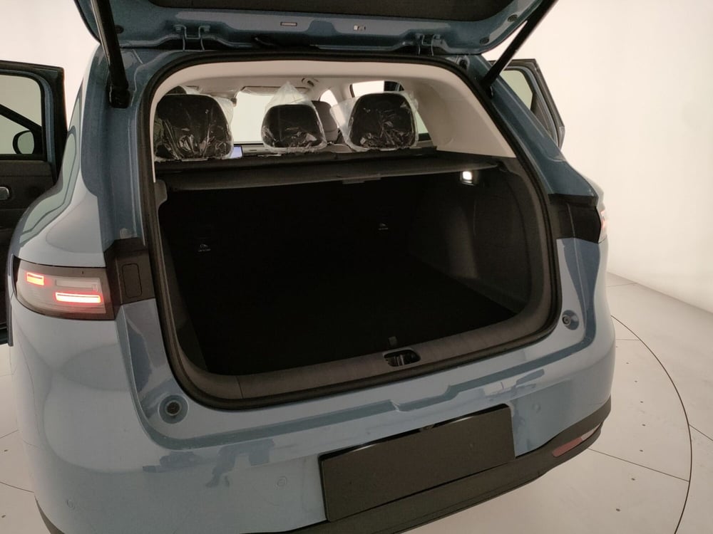 Leapmotor B10 nuova a Caserta (10)