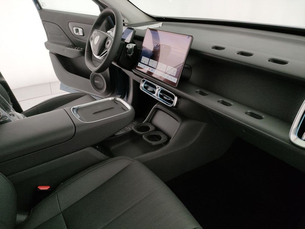 Leapmotor B10 nuova a Caserta (15)