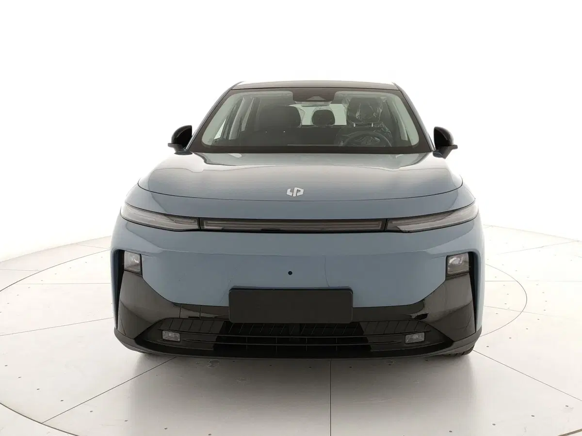Leapmotor B10 nuova a Caserta (2)