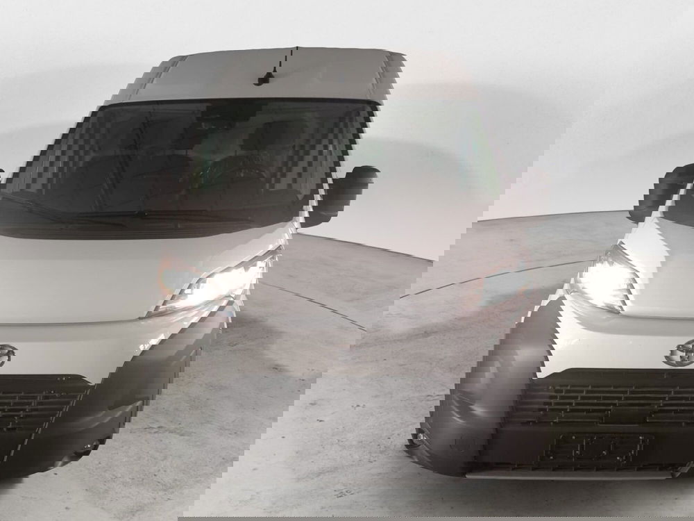 Toyota Proace Max Furgone nuova a Brescia (2)