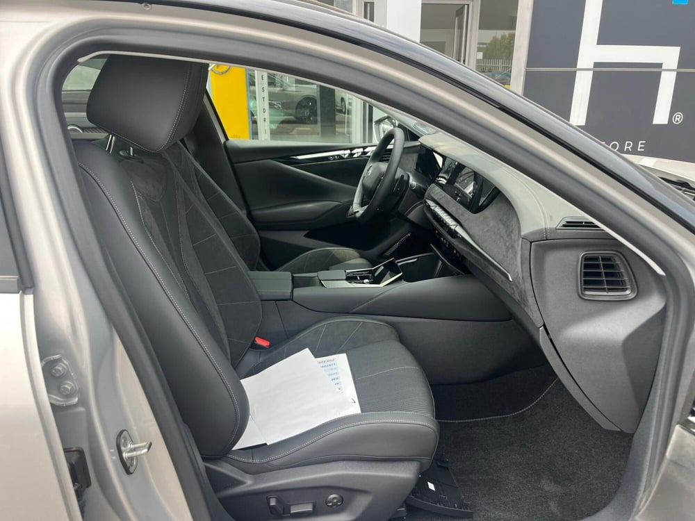 Ds DS 4 nuova a Milano (16)