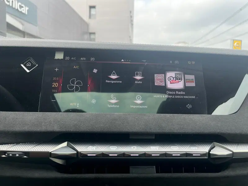 Ds DS 4 nuova a Milano (20)