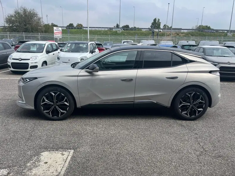 Ds DS 4 nuova a Milano (4)