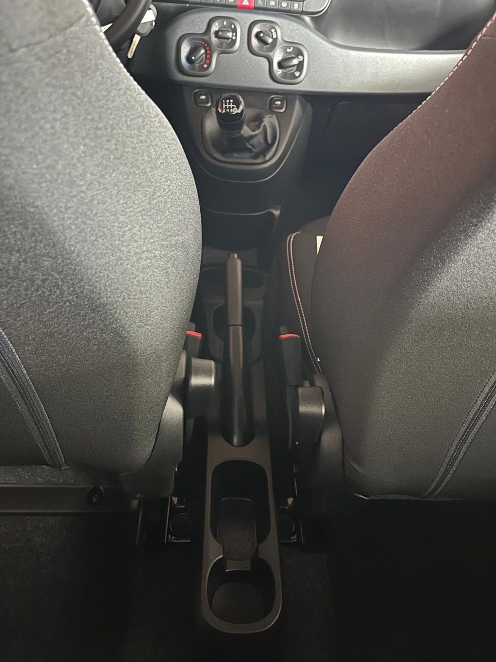 Fiat Panda Cross nuova a Milano (20)