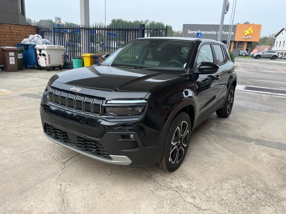 Jeep Avenger nuova a Milano