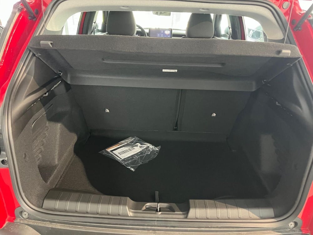 Jeep Avenger nuova a Milano (11)