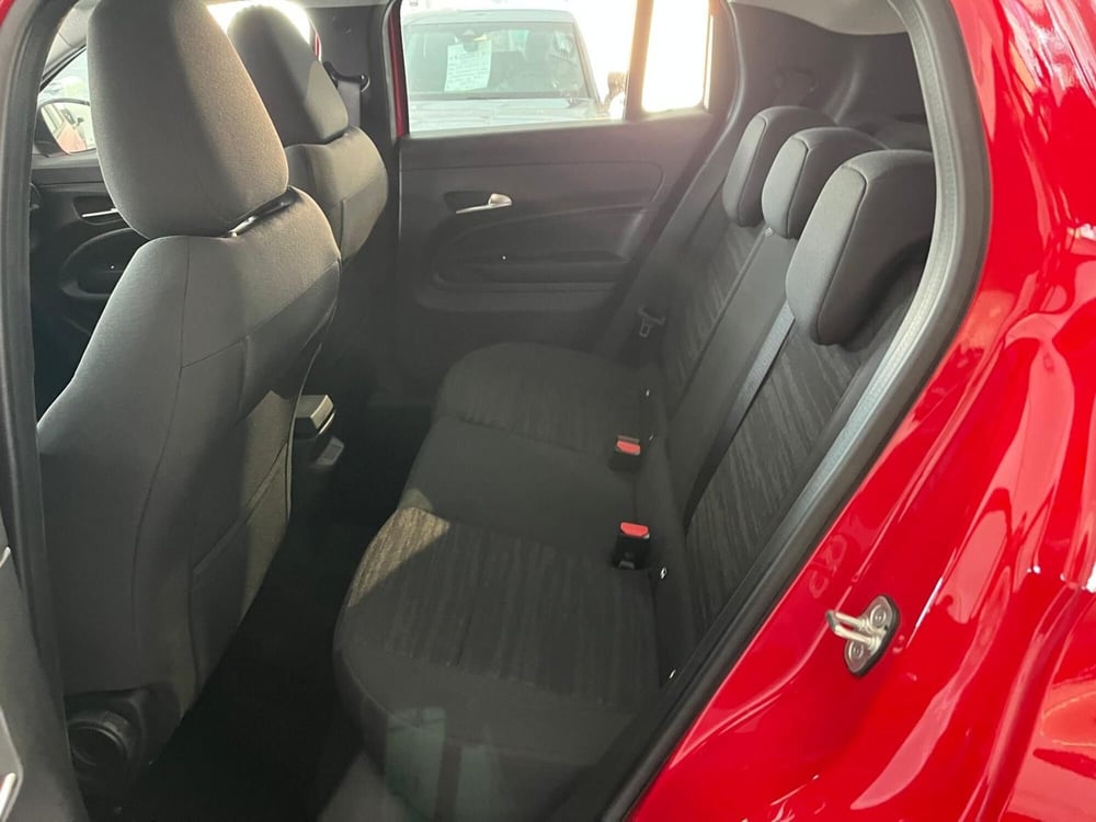 Jeep Avenger nuova a Milano (14)