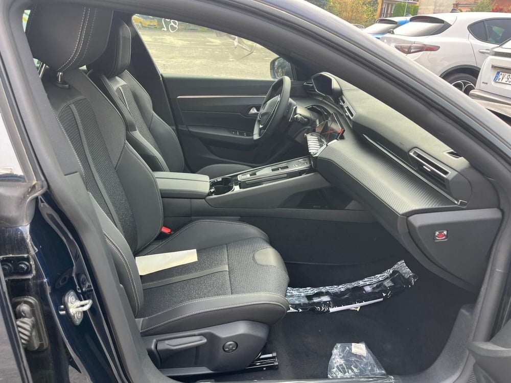 Peugeot 508 SW nuova a Milano (13)