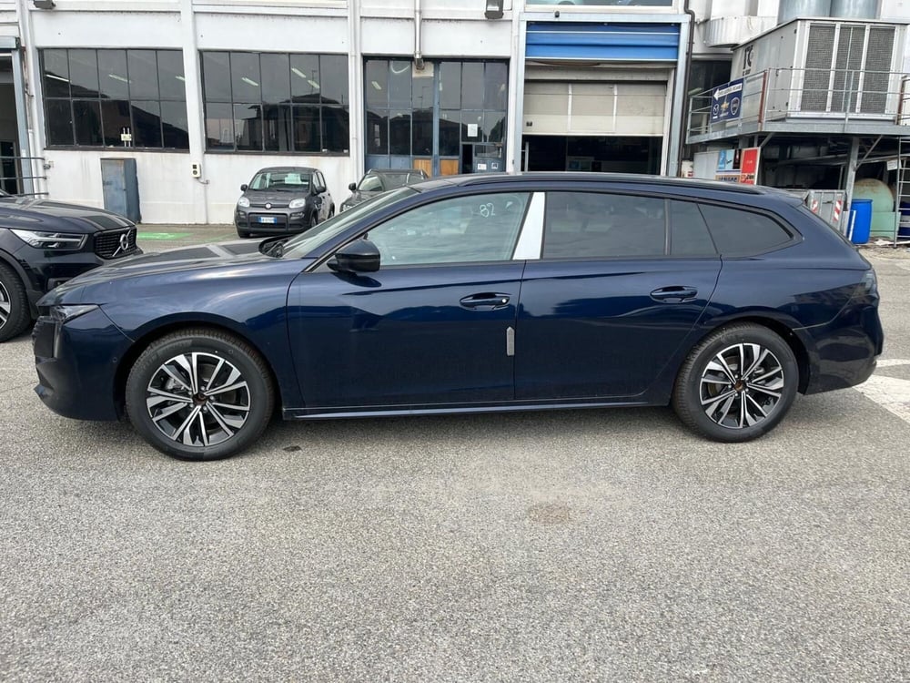 Peugeot 508 SW nuova a Milano (6)