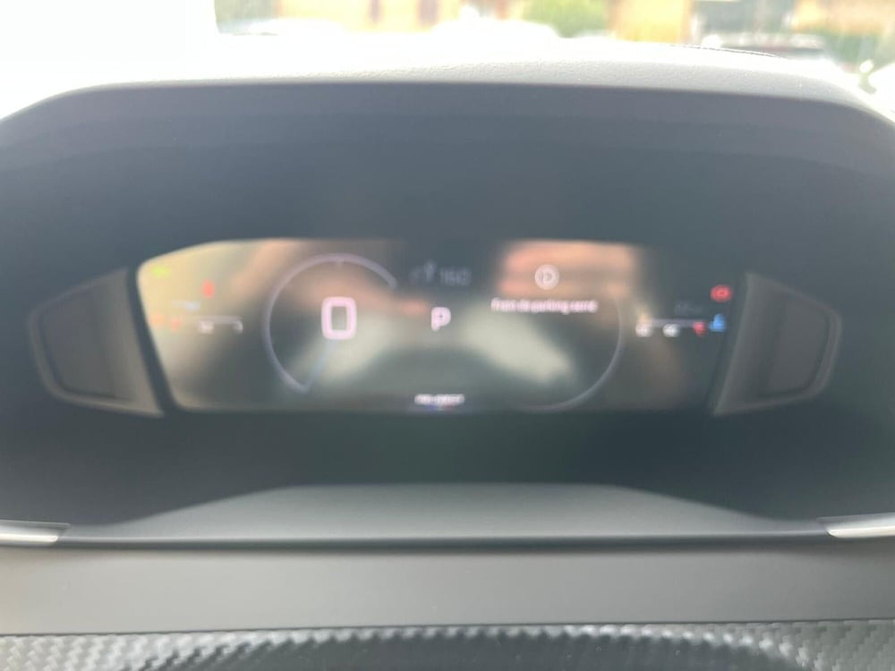 Peugeot 208 nuova a Milano (18)