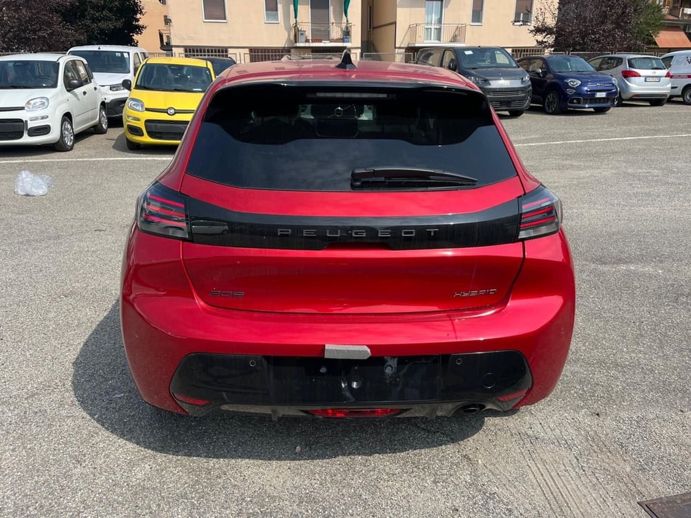 Peugeot 208 nuova a Milano (9)