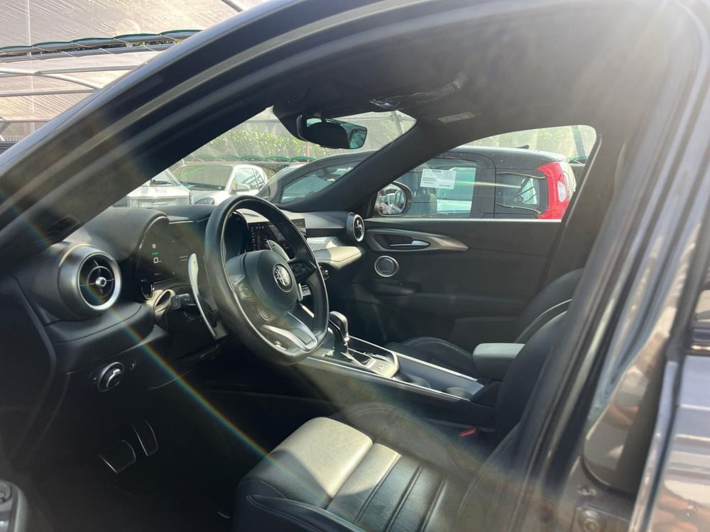 Alfa Romeo Tonale usata a Milano (12)