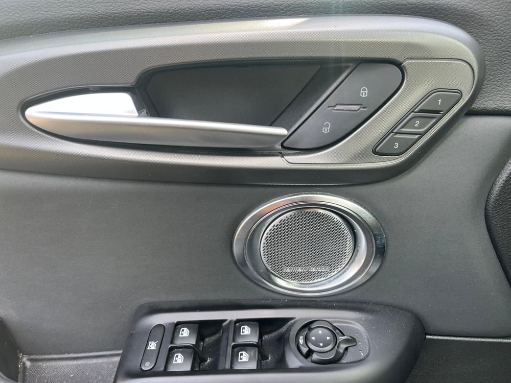 Alfa Romeo Tonale usata a Milano (20)