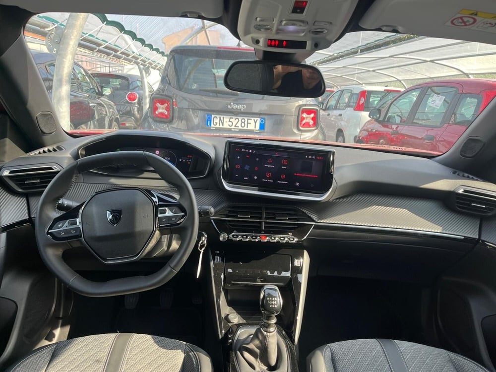 Peugeot 2008 usata a Milano (16)