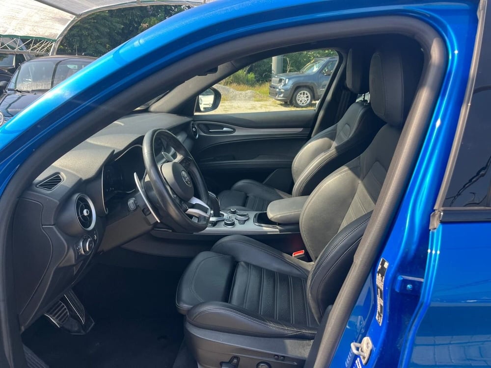 Alfa Romeo Stelvio usata a Milano (13)