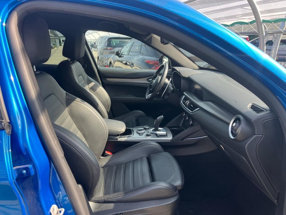 Alfa Romeo Stelvio usata a Milano (14)