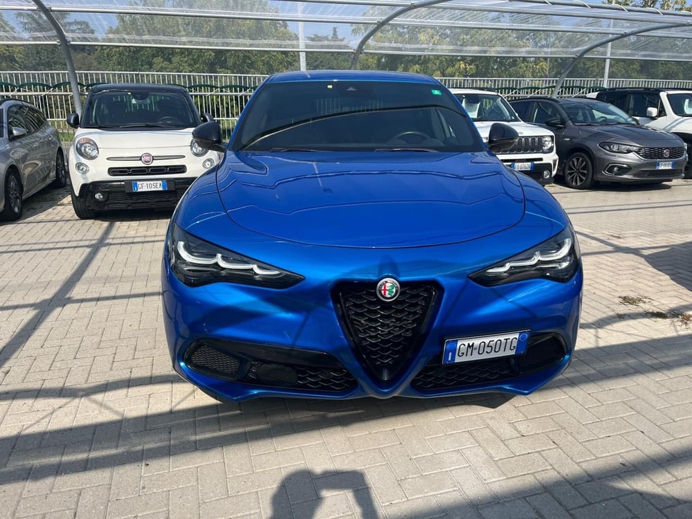 Alfa Romeo Stelvio usata a Milano (2)