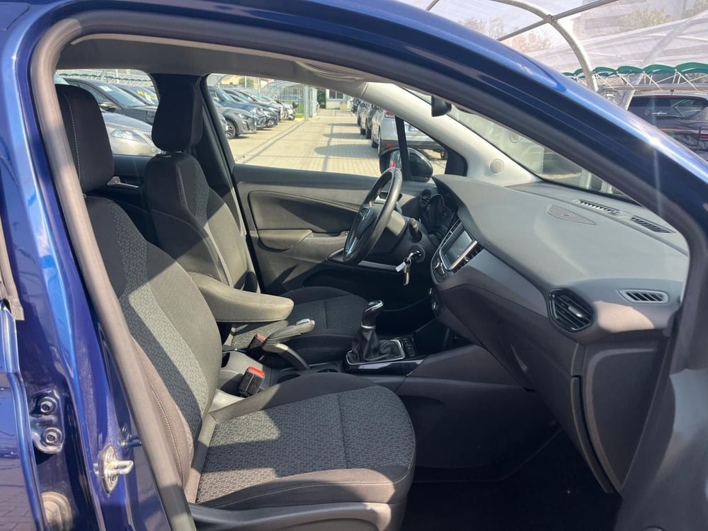 Opel Crossland usata a Milano (13)