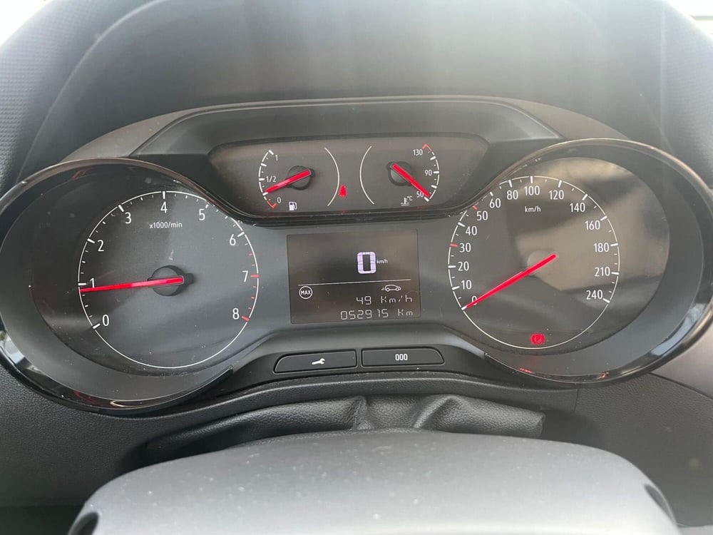 Opel Crossland usata a Milano (19)