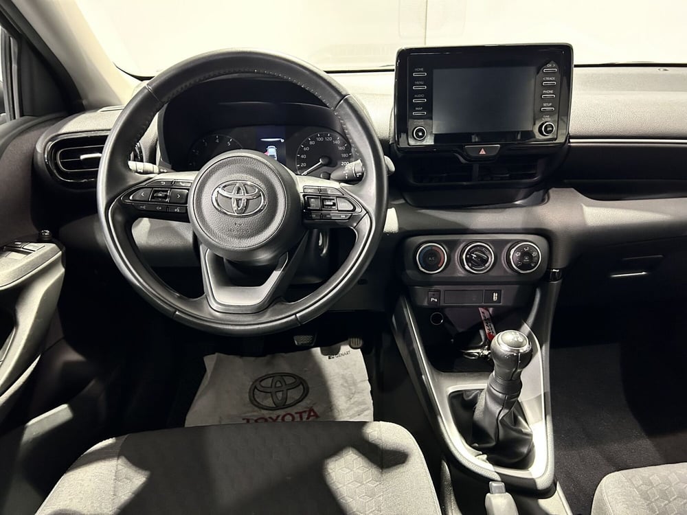 Toyota Yaris usata a Milano (10)