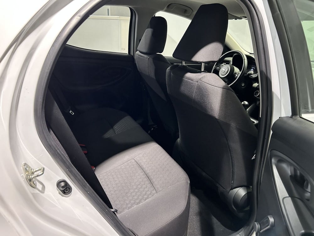 Toyota Yaris usata a Milano (9)