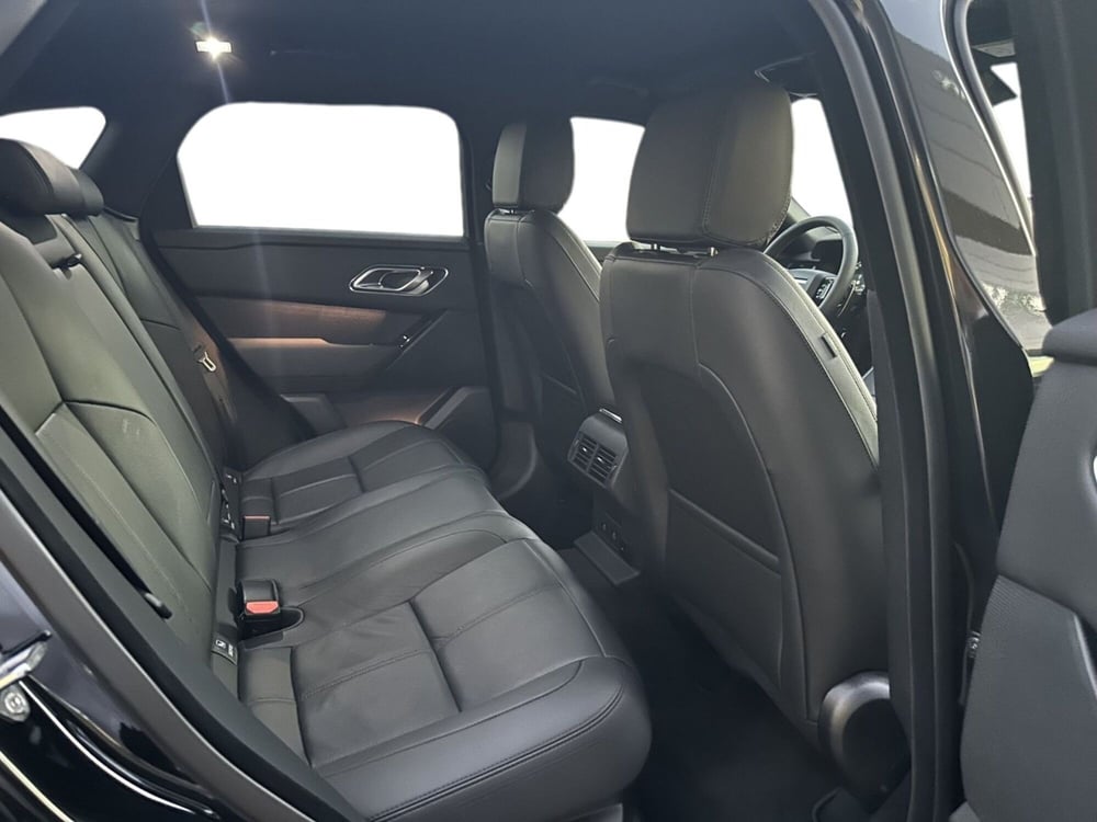 Land Rover Range Rover Velar nuova a Catania (5)
