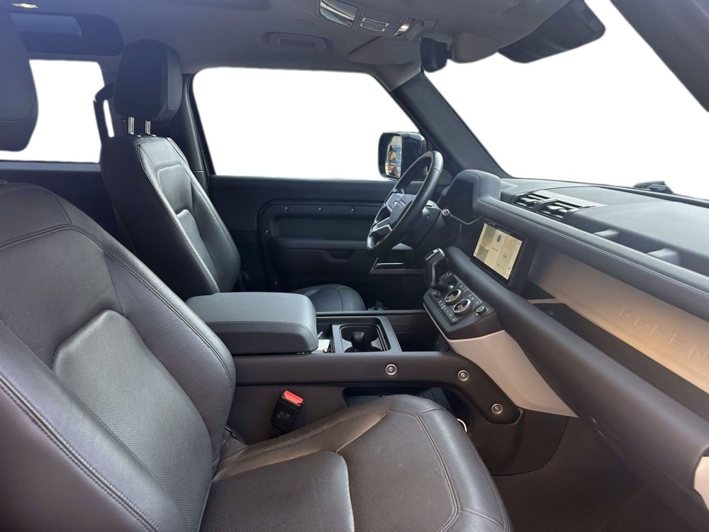 Land Rover Defender usata a Catania (3)