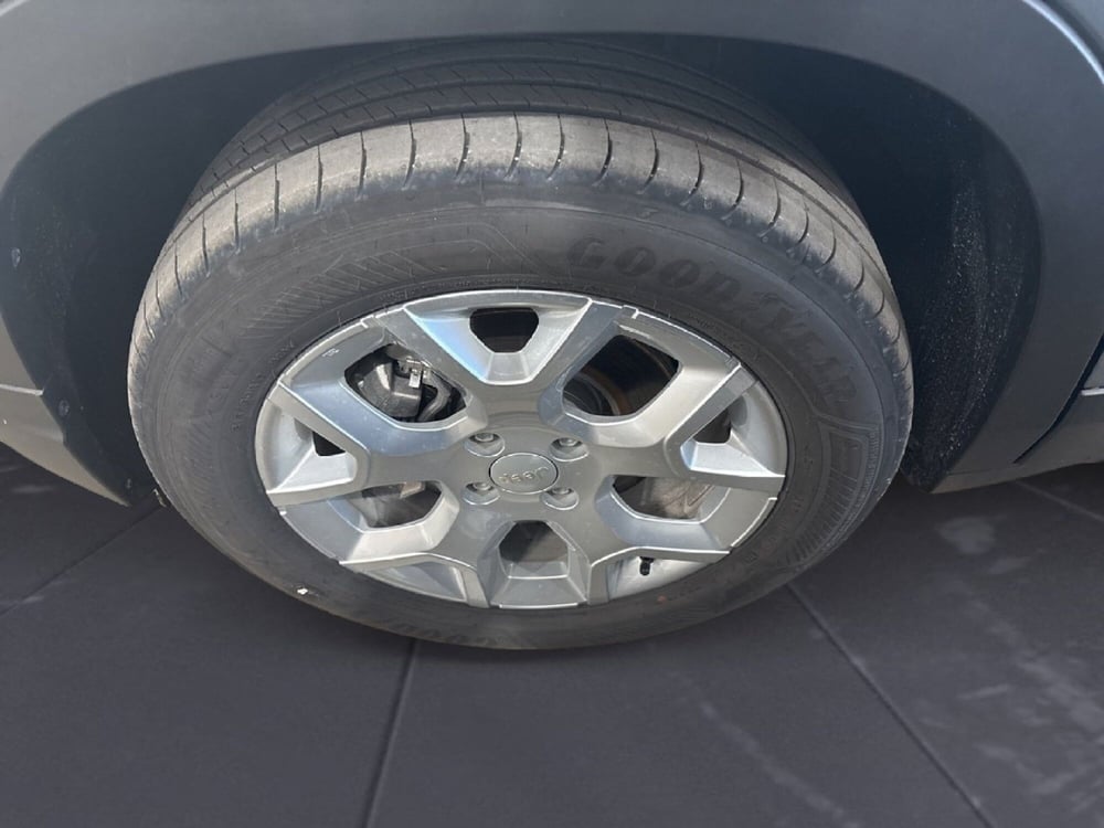 Jeep Avenger nuova a Agrigento (15)