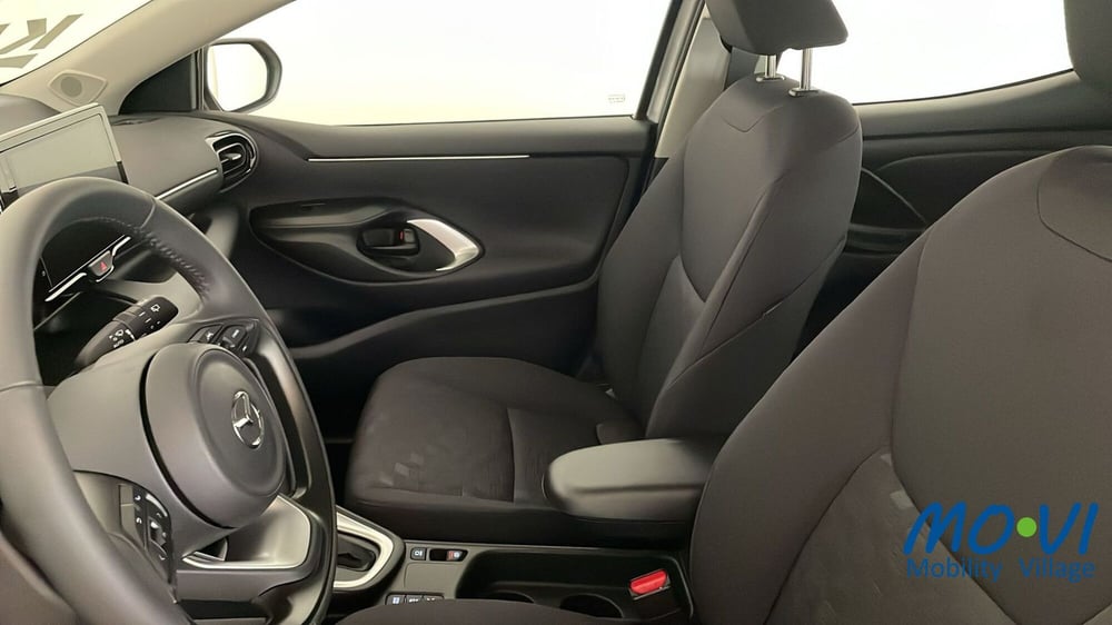 Mazda Mazda2 Hybrid nuova a Torino (13)
