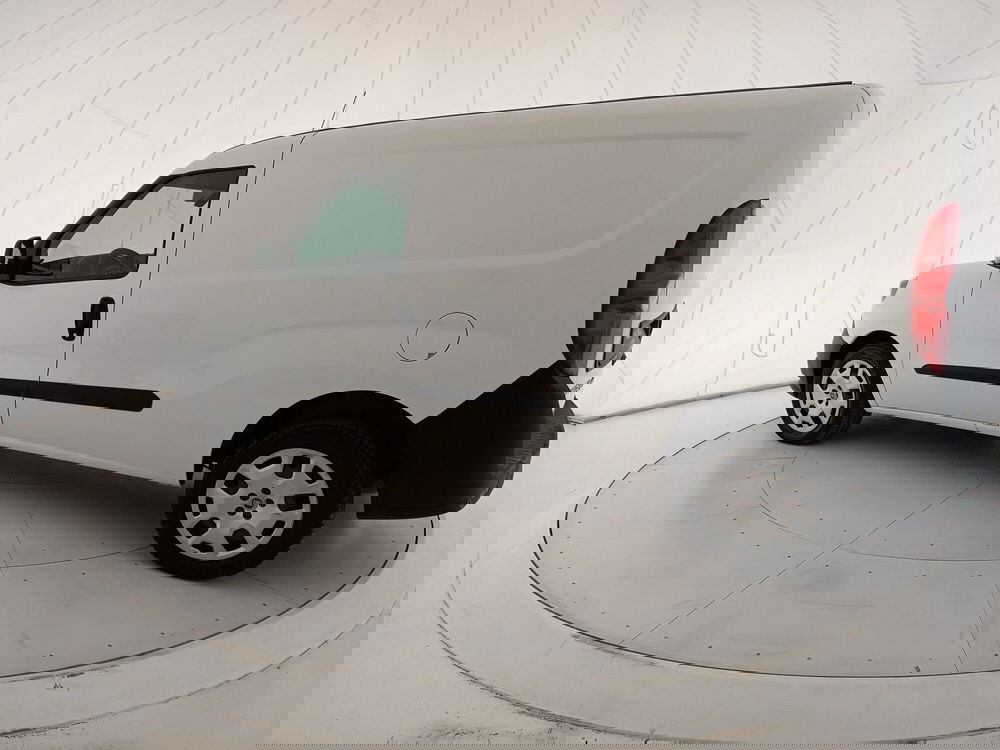 Fiat Doblò Furgone usata a Bari (3)