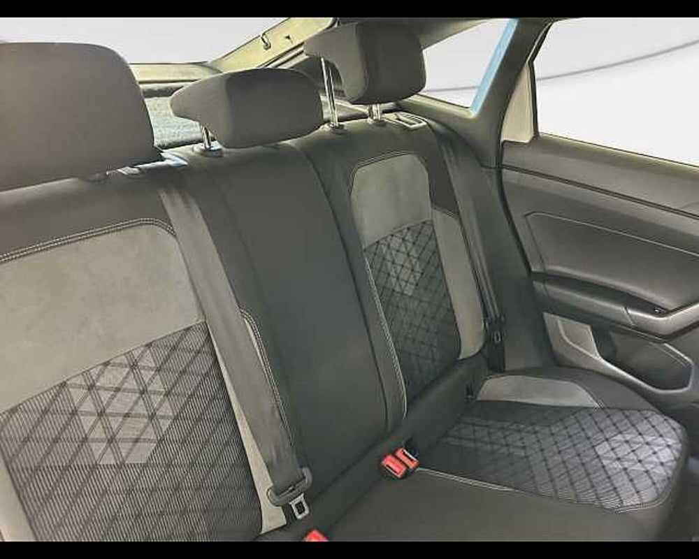 Volkswagen Taigo usata a Roma (9)