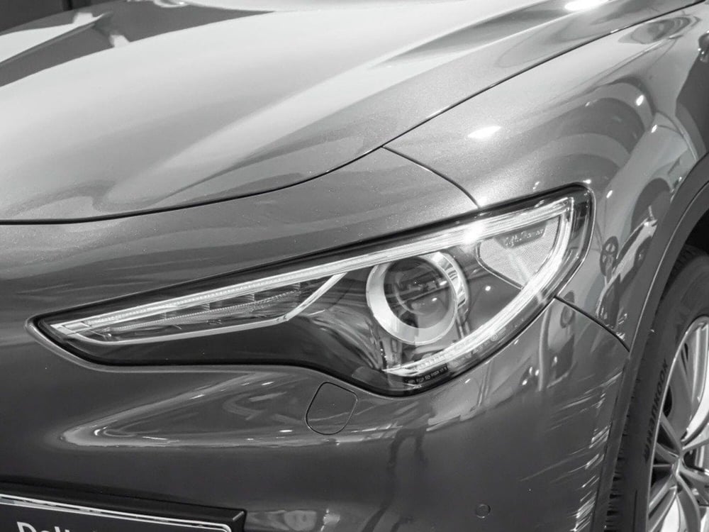 Alfa Romeo Stelvio usata a Macerata (3)