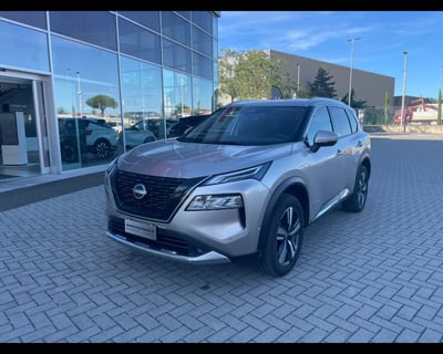 Nissan X-Trail 1.5 e-power Tekna e-4orce 4wd auto del 2022 usata a Siena